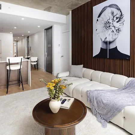 Charming Penthouse Apartamento